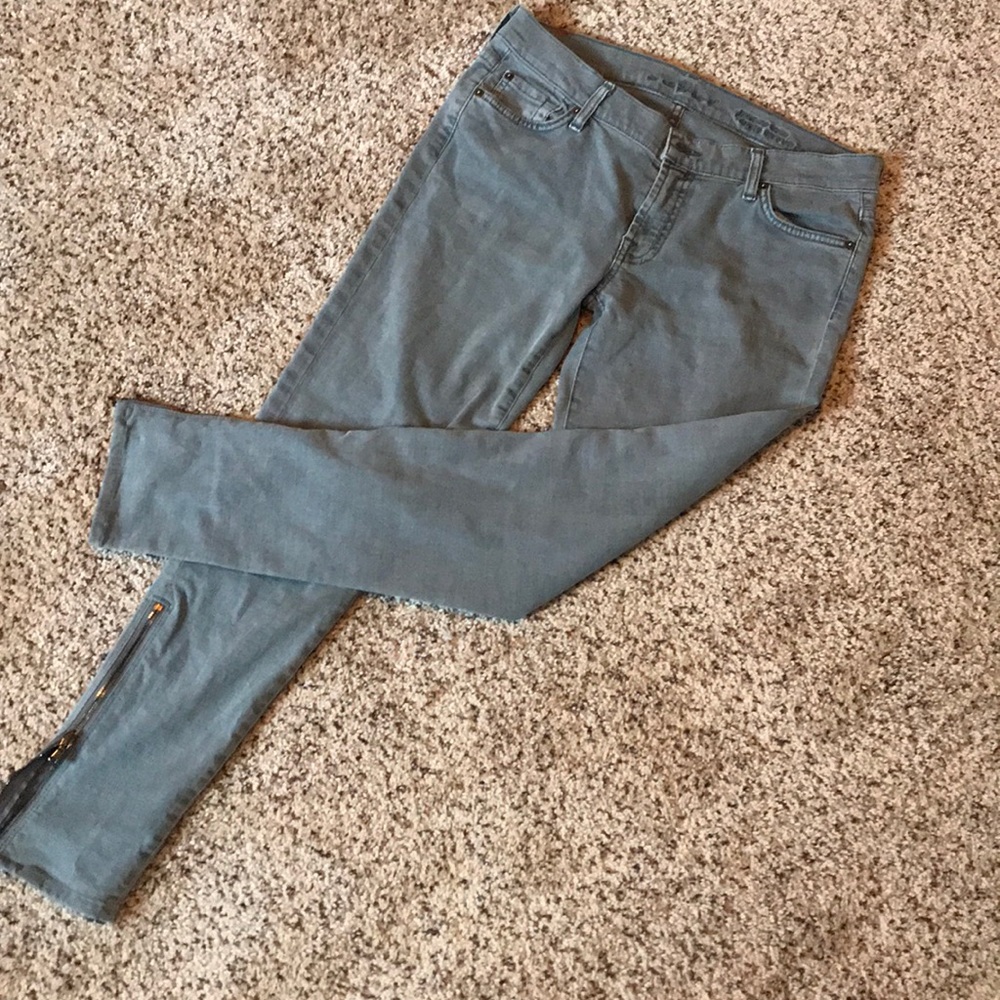 grey super skinny jeans